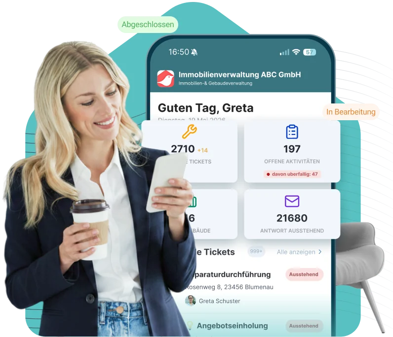 Hausverwalterin nutzt die iDWELL App am Smartphone